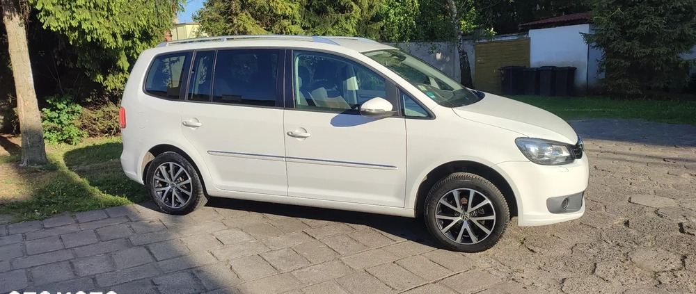 Volkswagen Touran cena 29900 przebieg: 251000, rok produkcji 2011 z Grudziądz małe 137